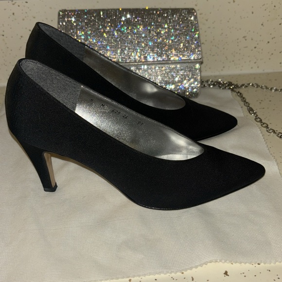 Black Heels by A’mano USA by hand - Picture 2 of 5